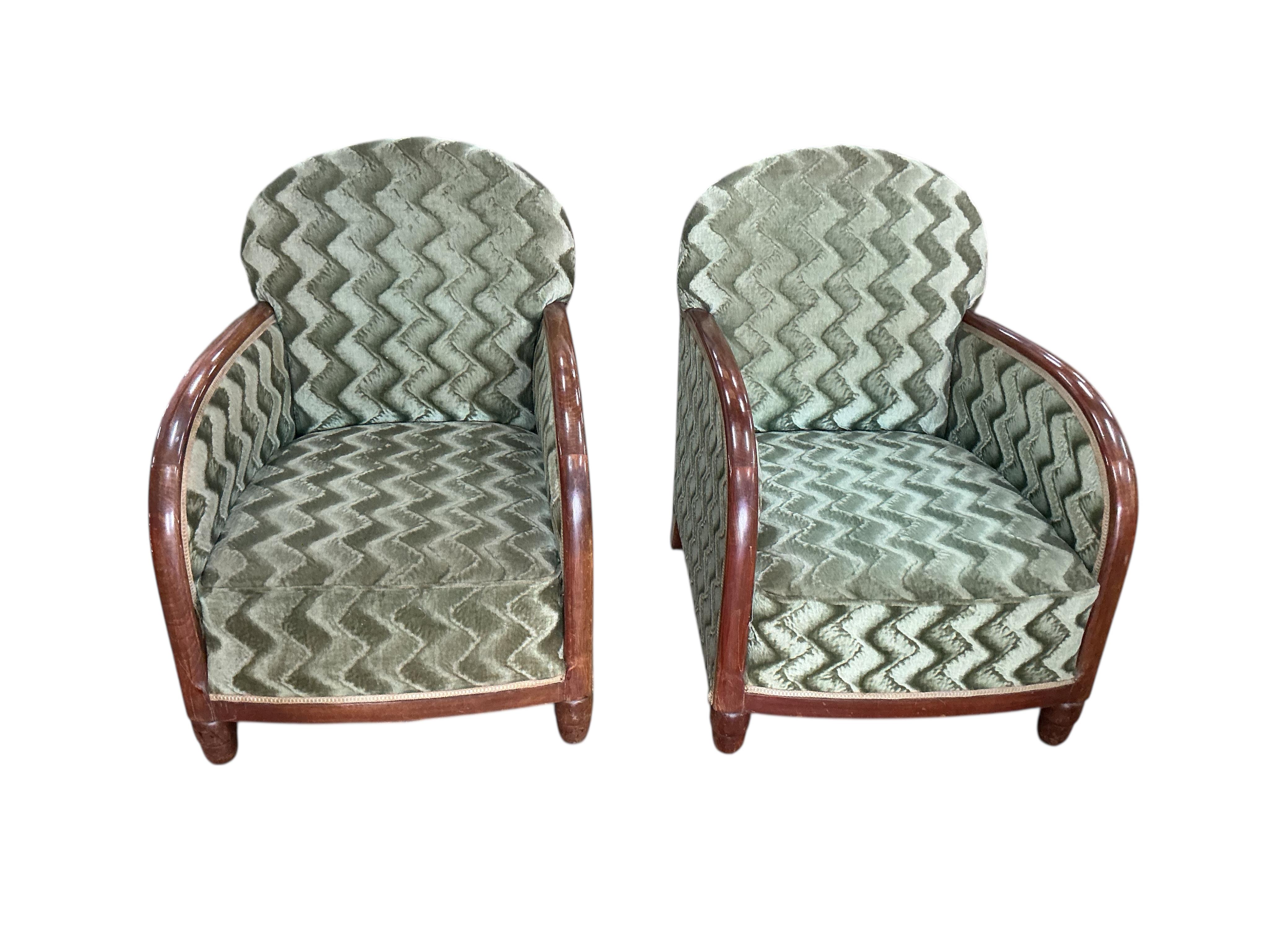 A French Art Deco upholstered beech three piece suite, settee width 128cm, depth 70cm, height 76cm